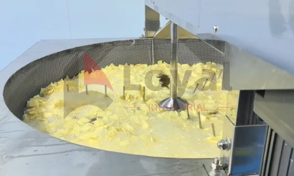 Automatic batch basket fryer for nuts and beans