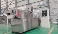 Corn puff extruder machine