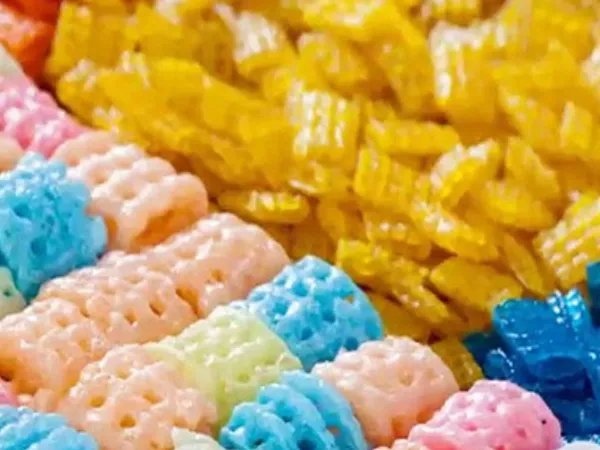 Comparación de tamaño de pellet crudo vs snack frito