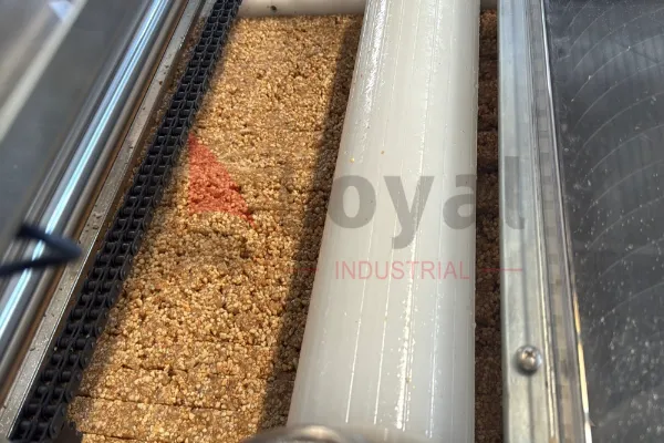 Máquina de corte longitudinal y transversal para barras de bocadillos