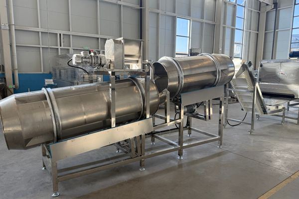 Automatic flavoring drum for cheese balls