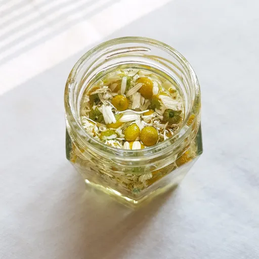 Sourcing Matters_ German vs. Roman Chamomile