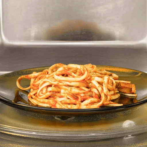 Why leftover pasta turns crunchy in the microwave